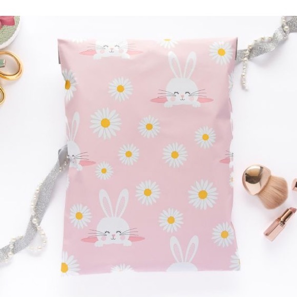 Other - Bunny 🐰 Poly Mailers 10x13 Pack of 25  🐰 with Free Stickers